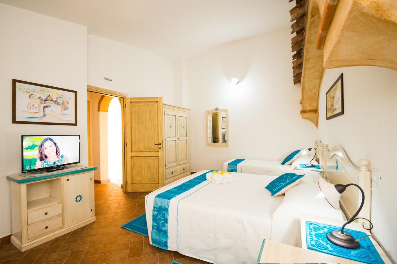 Hotel Micali Orosei Exteriér fotografie
